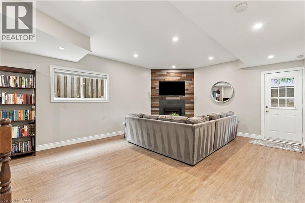 63 NORTHRIDGE Drive - 28