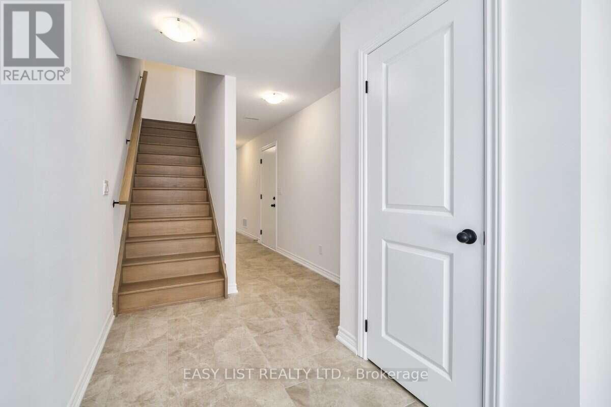27 Nady Lane, Clarington, ON photo 11