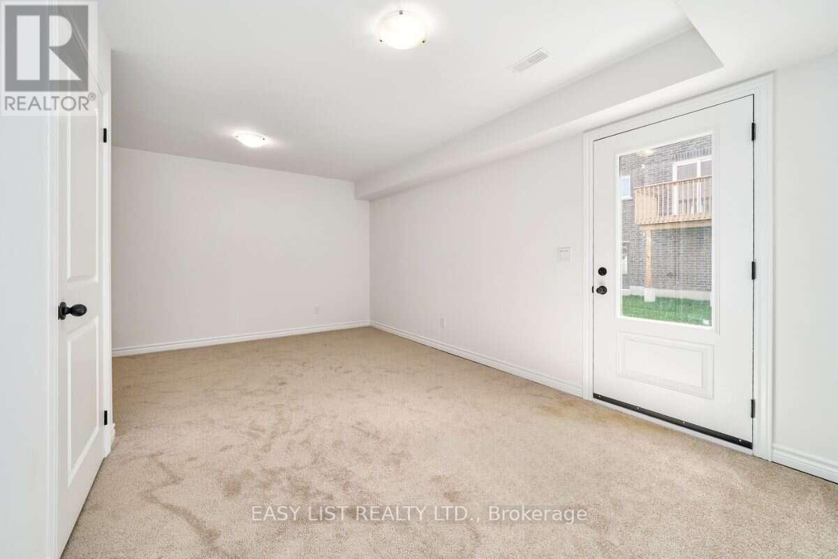 27 Nady Lane, Clarington, ON photo 13