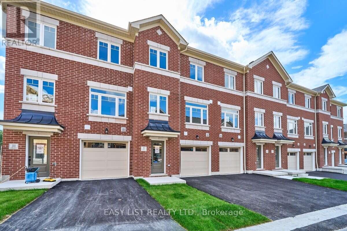 27 Nady Lane, Clarington, ON photo 2