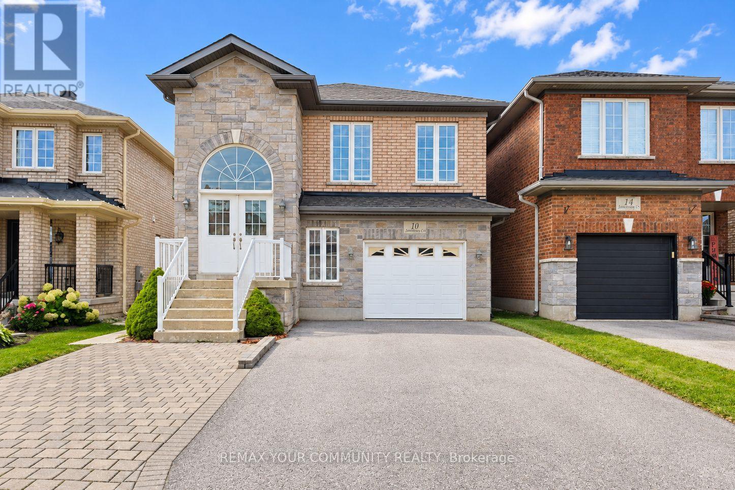 10 Armstrong Crescent