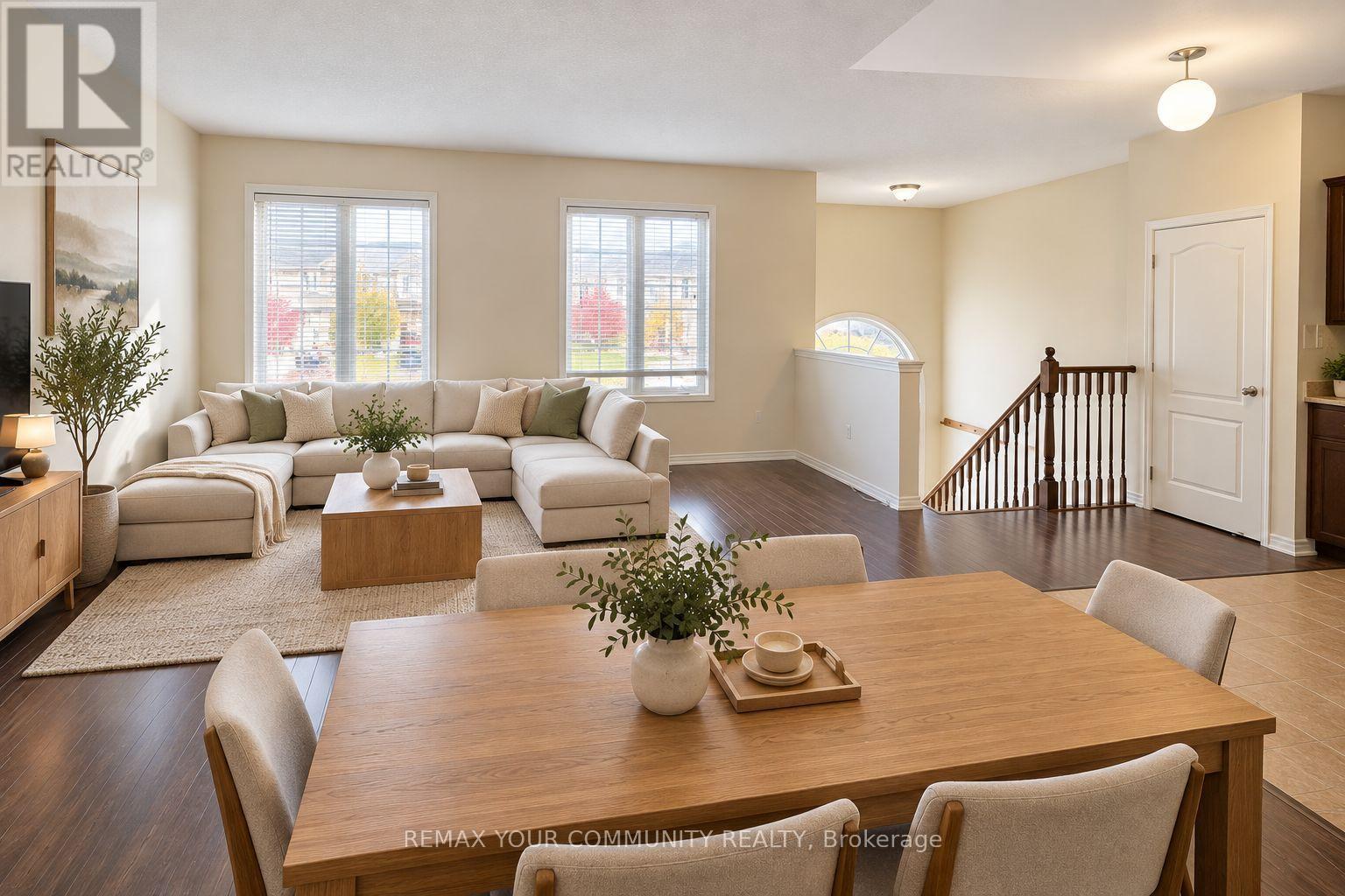 MAIN FL - 10 ARMSTRONG CRESCENT, Bradford West Gwillimbury (Bradford) — photo 6