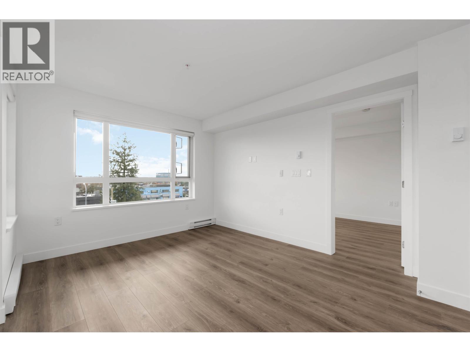 407 22575 BROWN AVENUE, Maple Ridge - Image 1