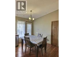 20 Mt Backus Place W - photo 5
