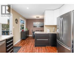 Photo 8 of 38, 140 MCKINLEY CRESCENT · Prince George, BC