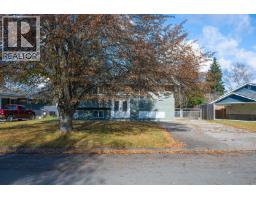 Kitchen of 140 MCKINLEY CRESCENT · Prince George, BC