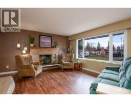 Photo 14 of 38, 140 MCKINLEY CRESCENT · Prince George, BC