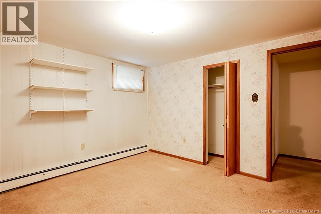 118 Myles Avenue - 41
