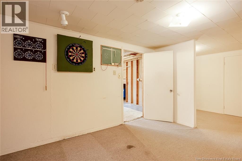 118 Myles Avenue - 43