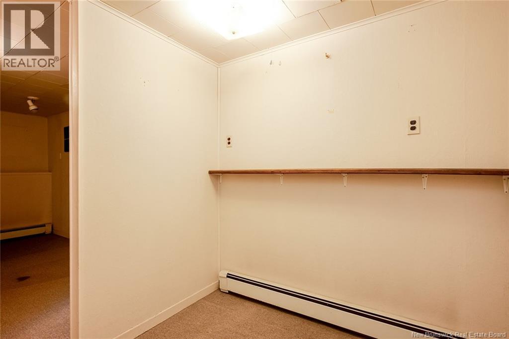 118 Myles Avenue - 44