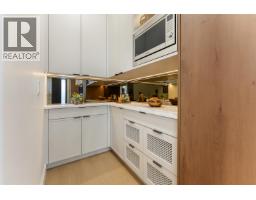 1 2256 E Pender Street, Vancouver, BC V5L1X4 Photo 16
