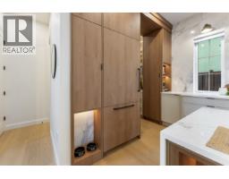 1 2256 E Pender Street, Vancouver, BC V5L1X4 Photo 15