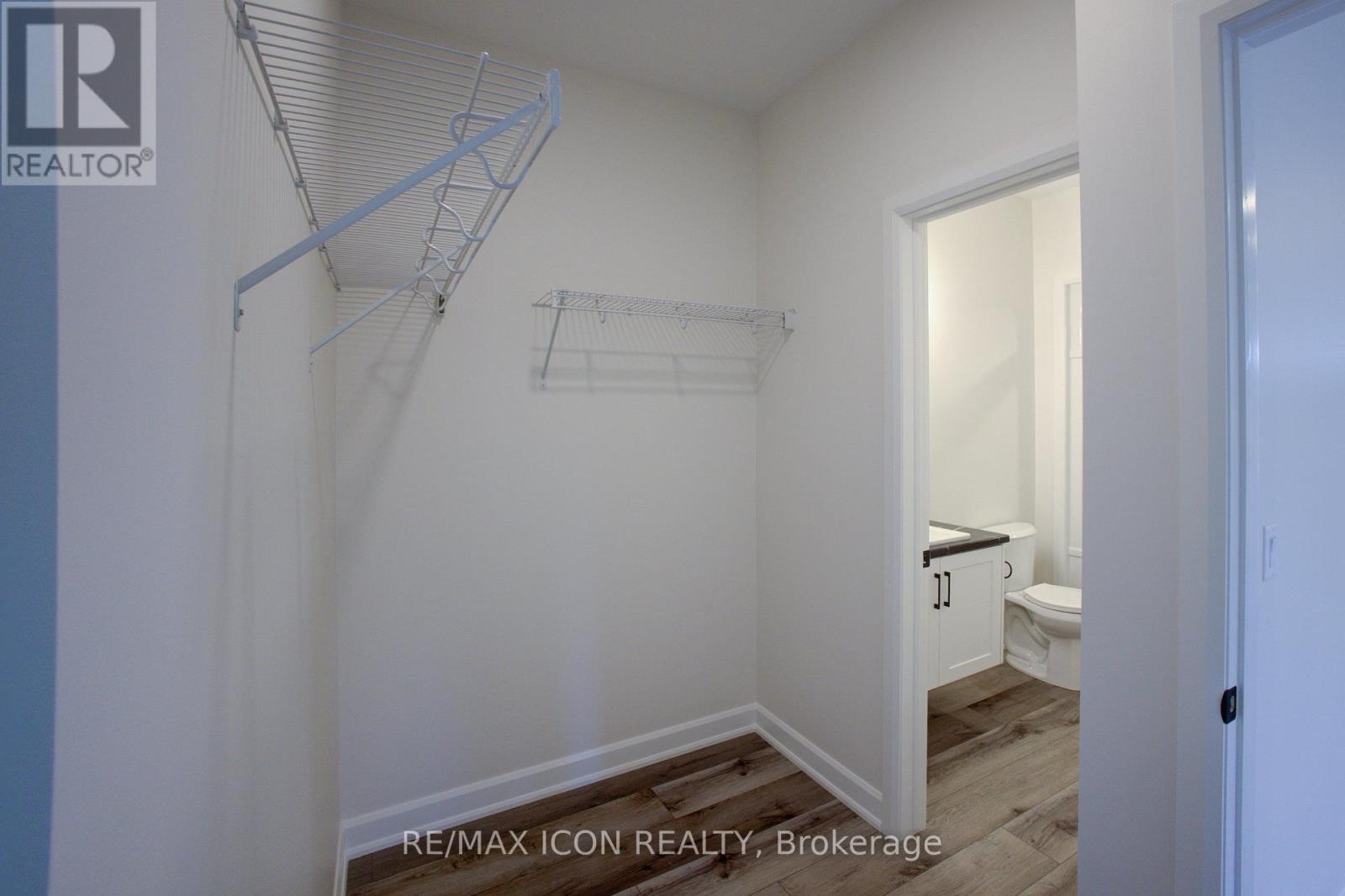 440 King Street East — photo 25