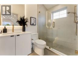 1 2256 E Pender Street, Vancouver, BC V5L1X4 Photo 34