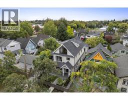 1 2256 E Pender Street, Vancouver, BC V5L1X4 Photo 38
