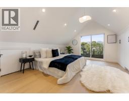 1 2256 E Pender Street, Vancouver, BC V5L1X4 Photo 32
