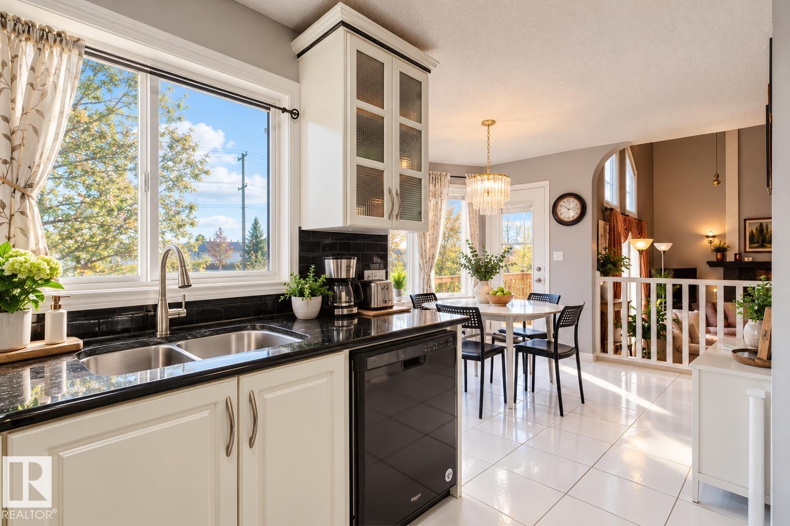 225 HEAGLE CR NW - 9