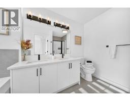 4 Heritage Lane - photo 21