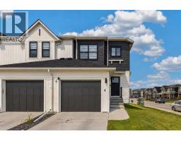 4 Heritage Lane - photo 1