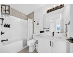 4 Heritage Lane - photo 25