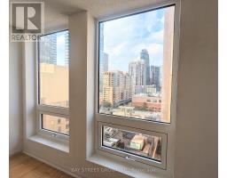 1106 - 25 Grenville Street, Toronto, ON M4Y2X5 Photo 14
