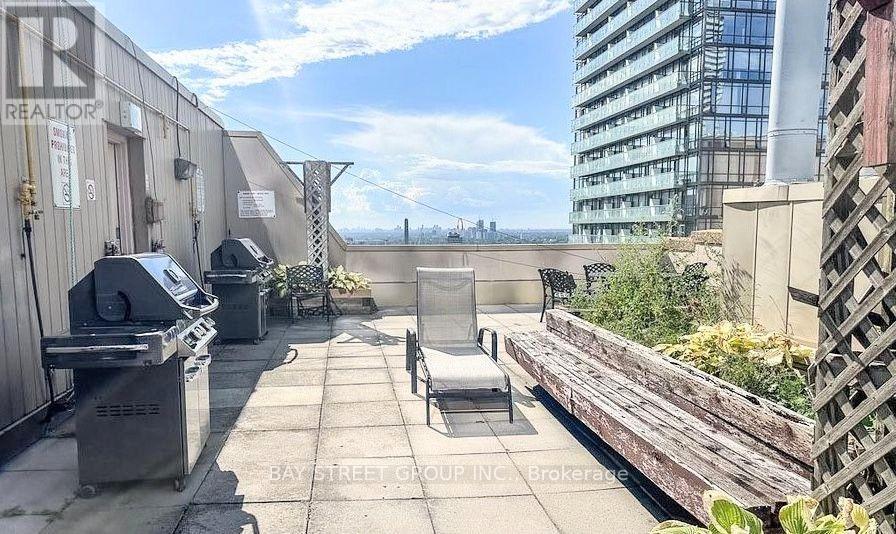25 Grenville Street — photo 18