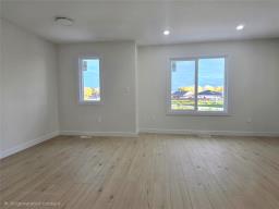 55 13 Garton Avenue, Winnipeg, MB R2R3B5 Photo 14