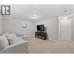176 Royal Oak Terrace NW - photo 35