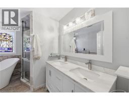 62 Anderson Court, Ancaster, ON L9G4Z7 Photo 32