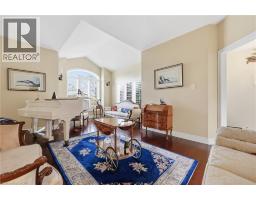 Foyer - 62 Anderson Court, Ancaster, ON L9G4Z7 Photo 13