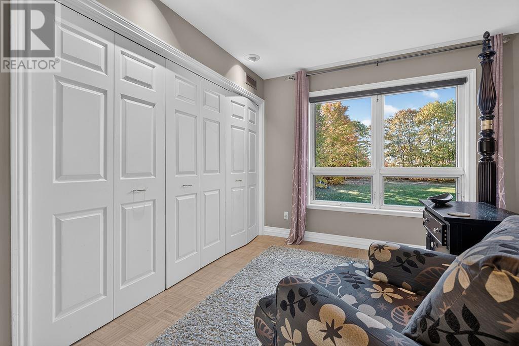 63 Mount Pleasant CT - 32