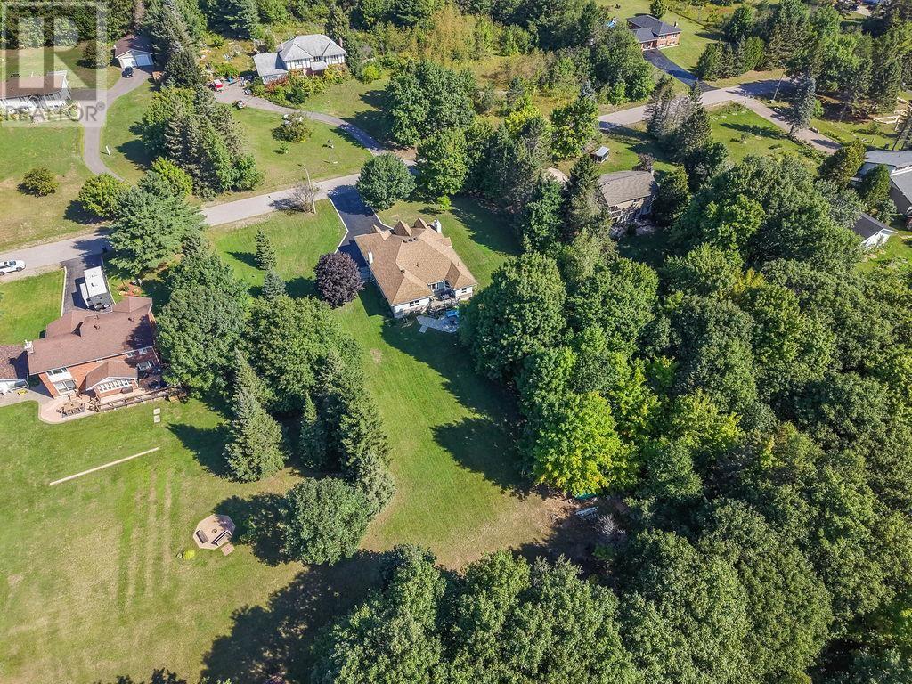 63 Mount Pleasant CT - 8