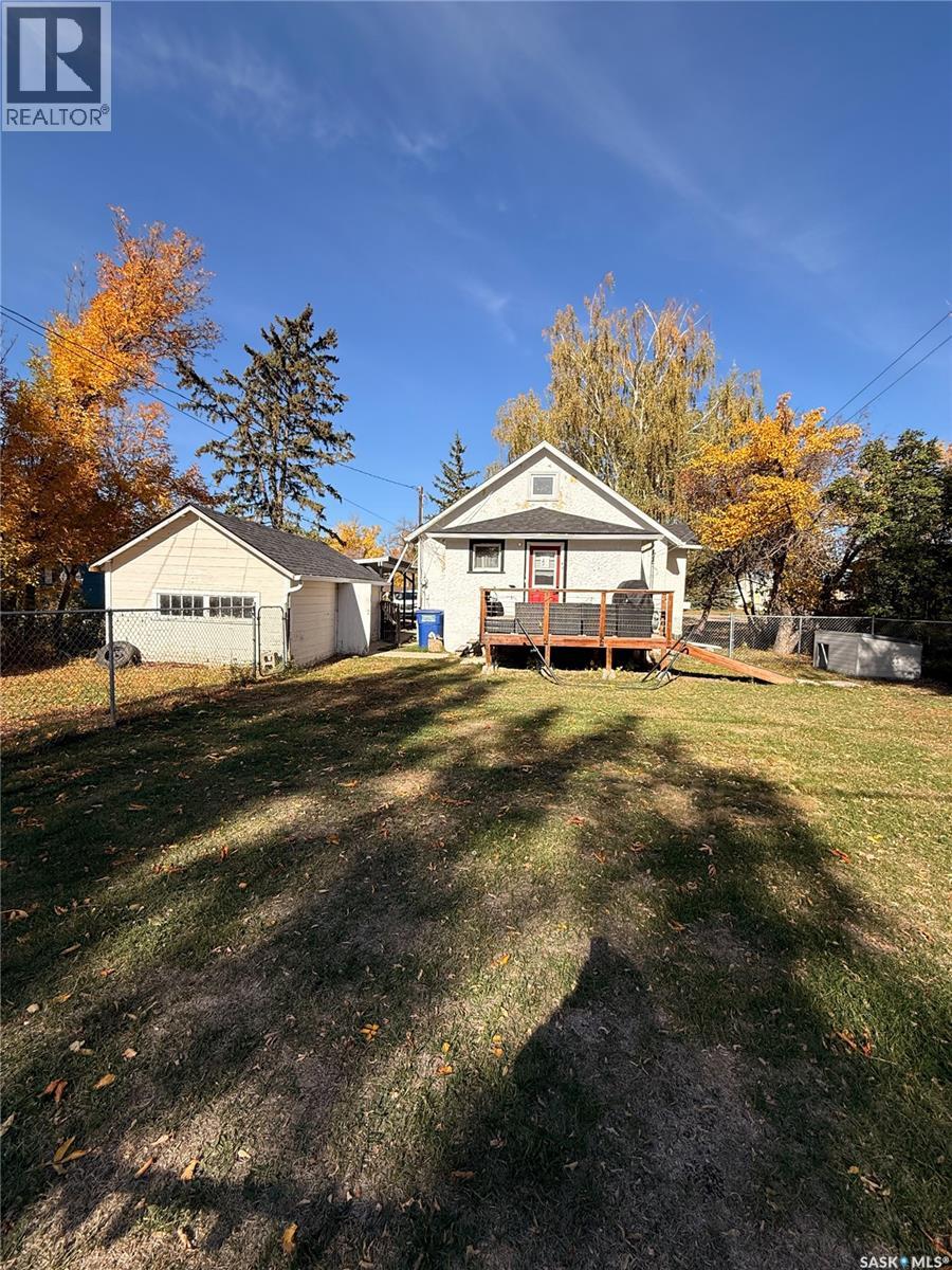 440 Redcoat DRIVE, Eastend — photo 25