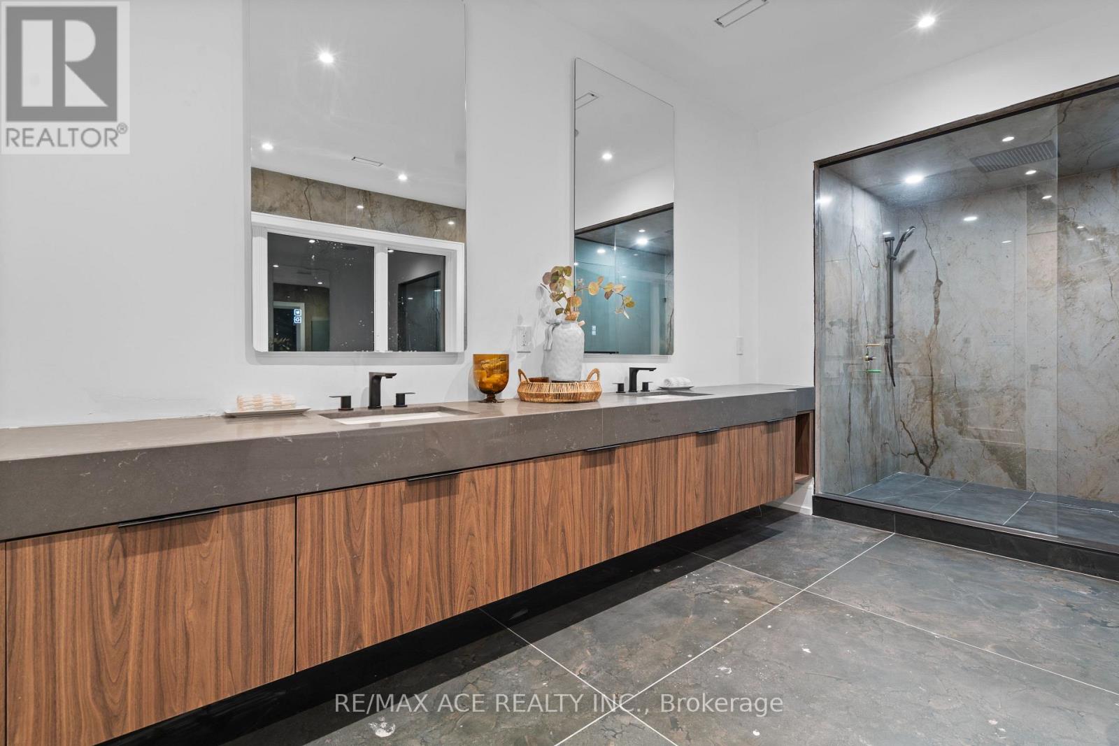 162 Church Avenue, Toronto, ON photo 28