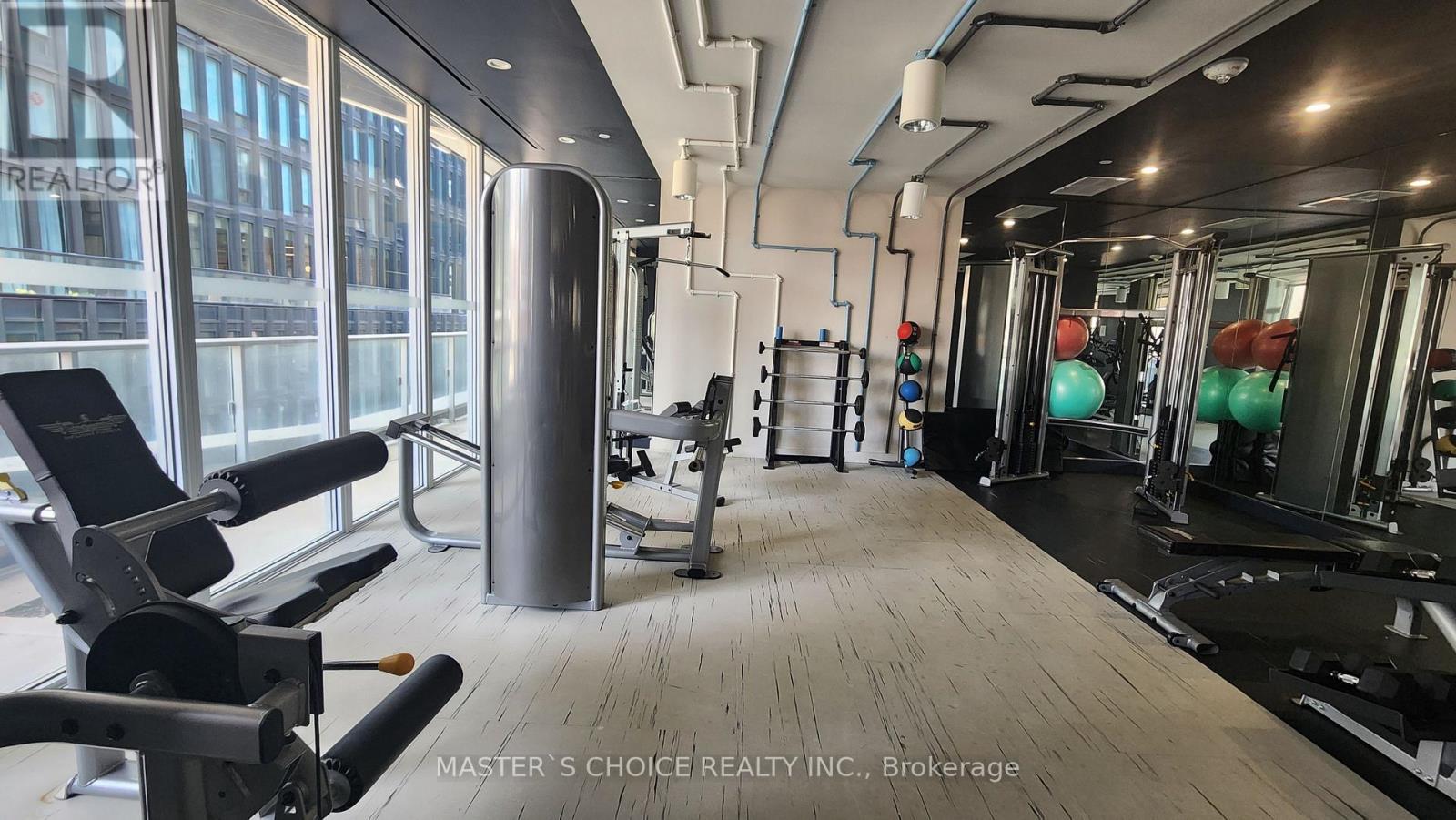 #2805 68 SHUTER STREET - 14
