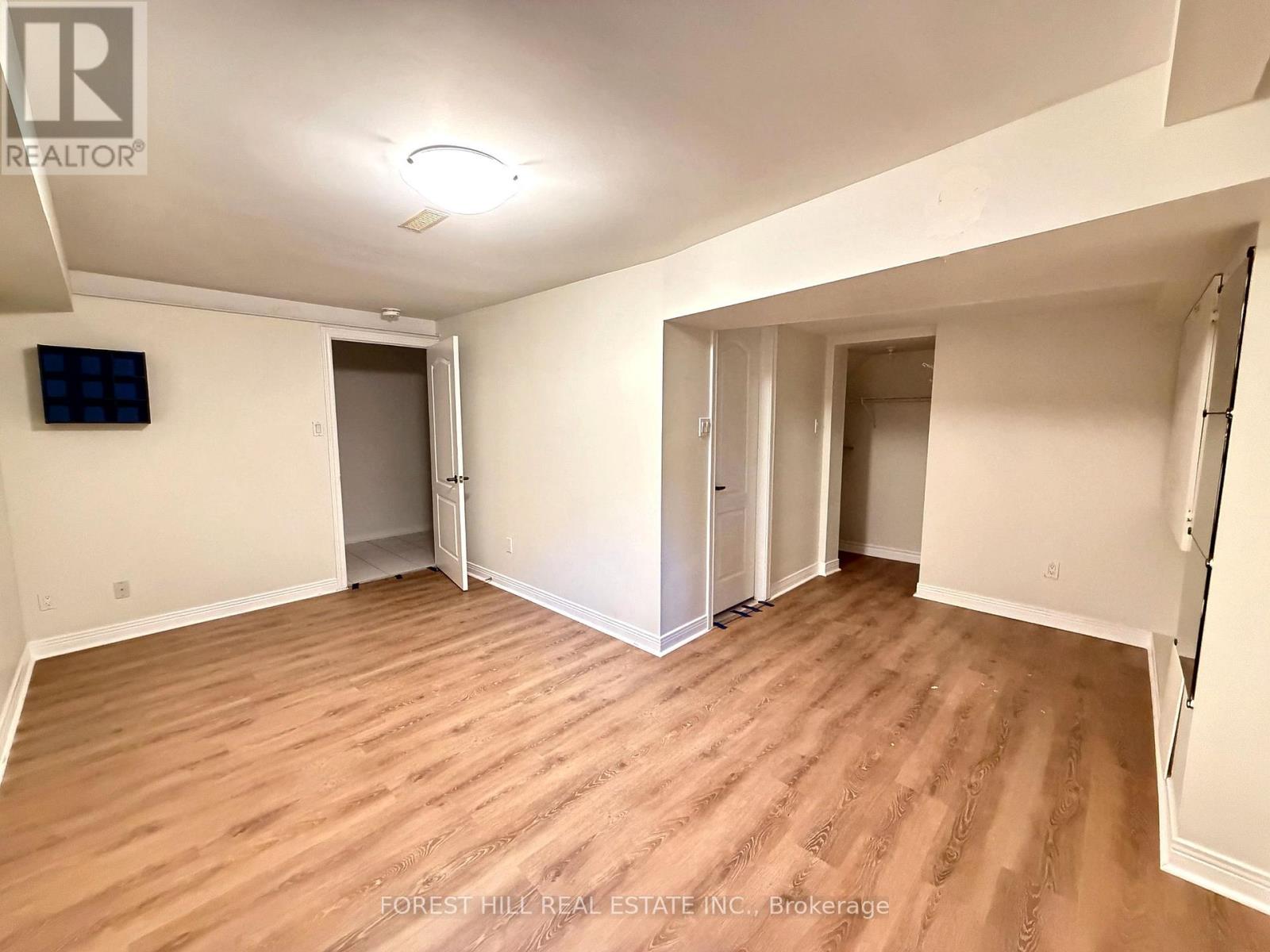 24 Green Ash Crescent — photo 13
