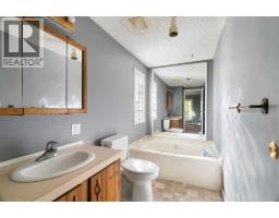 320 Railway Avenue Nw, Langdon, AB T0J1X2 Photo 28