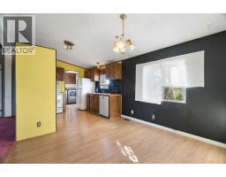 Kitchen - 320 Railway Avenue Nw, Langdon, AB T0J1X2 Photo 6
