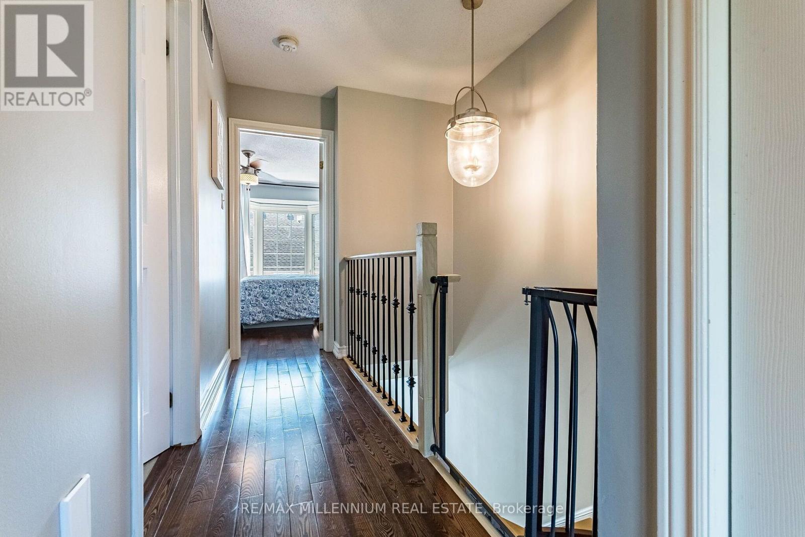 #4 3480 UPPER MIDDLE ROAD - 32