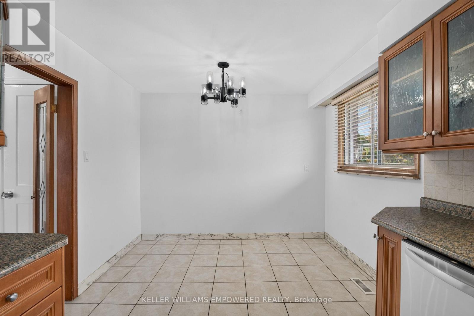 6 Archway Crescent — photo 13