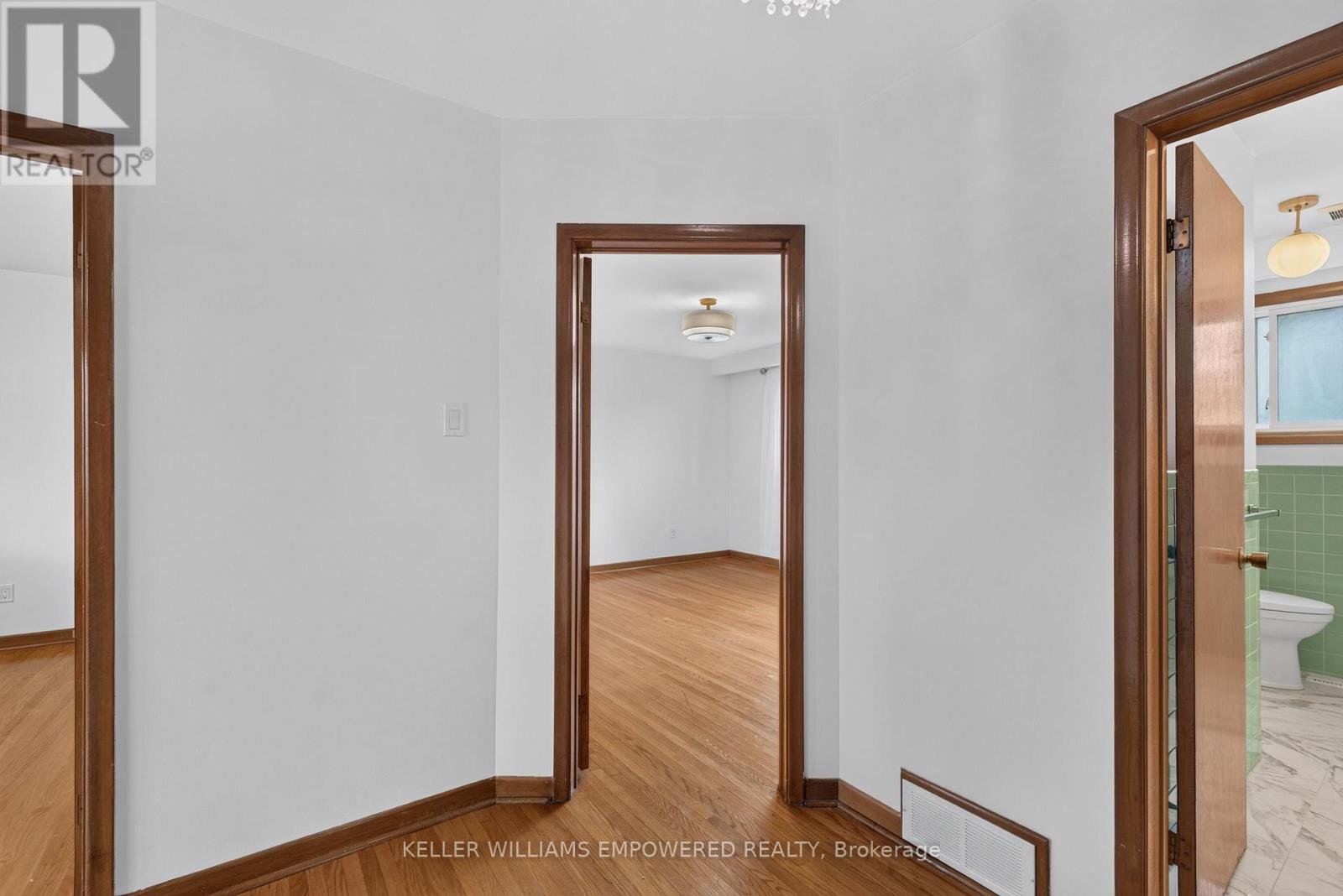 6 Archway Crescent — photo 16