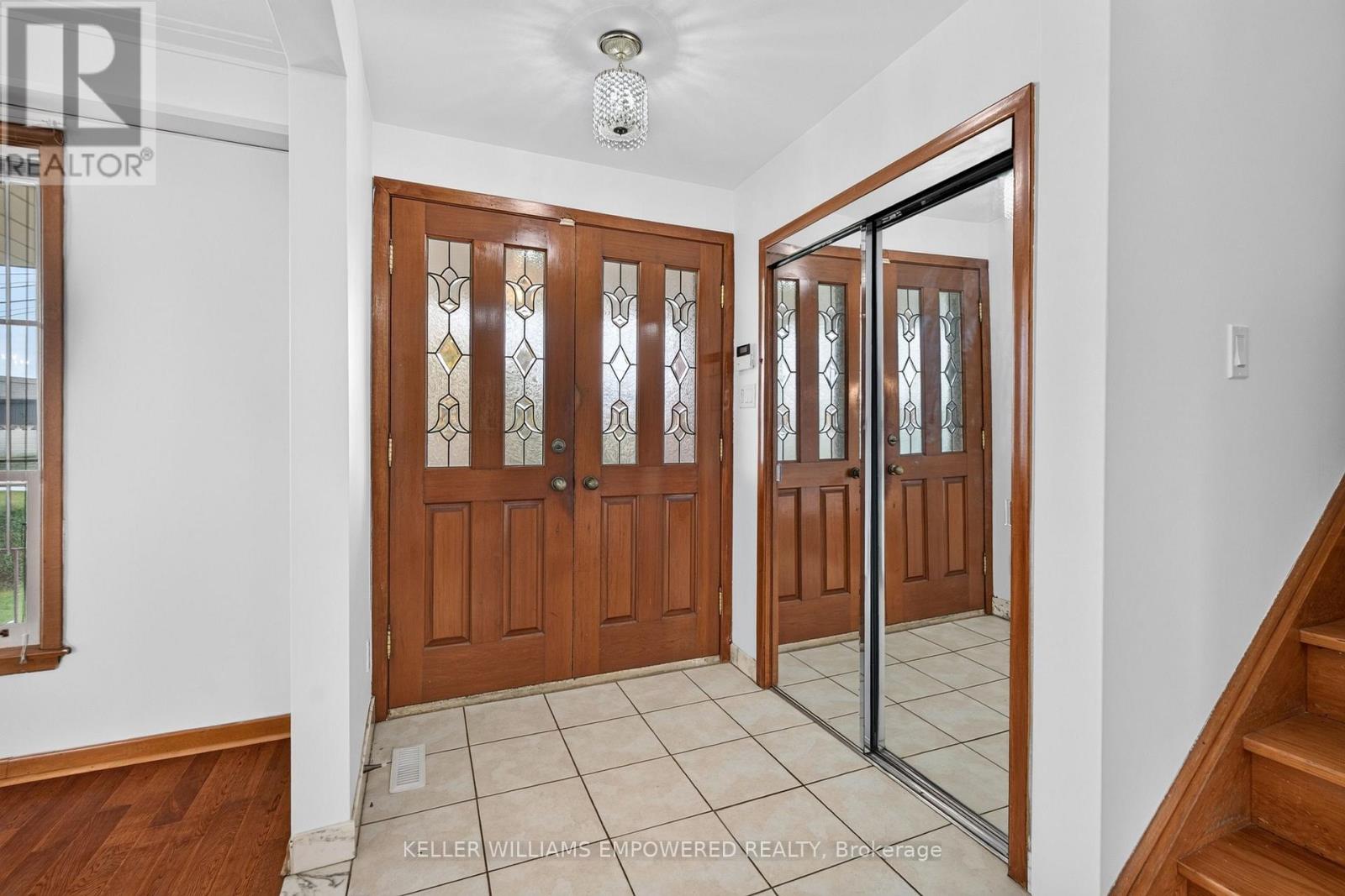 MAIN - 6 ARCHWAY CRESCENT, Toronto (Humbermede) — photo 4
