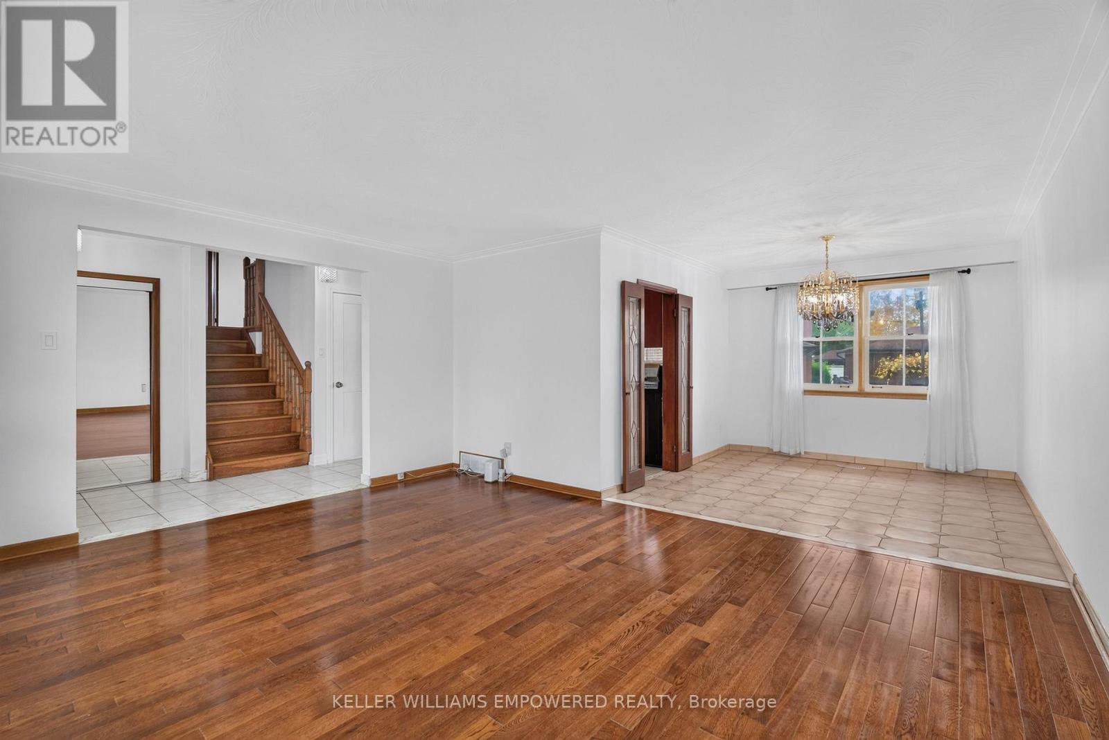 MAIN - 6 ARCHWAY CRESCENT, Toronto (Humbermede) — photo 8