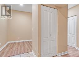 109 - 320 City Centre Drive, Mississauga, ON L5B4P8 Photo 18
