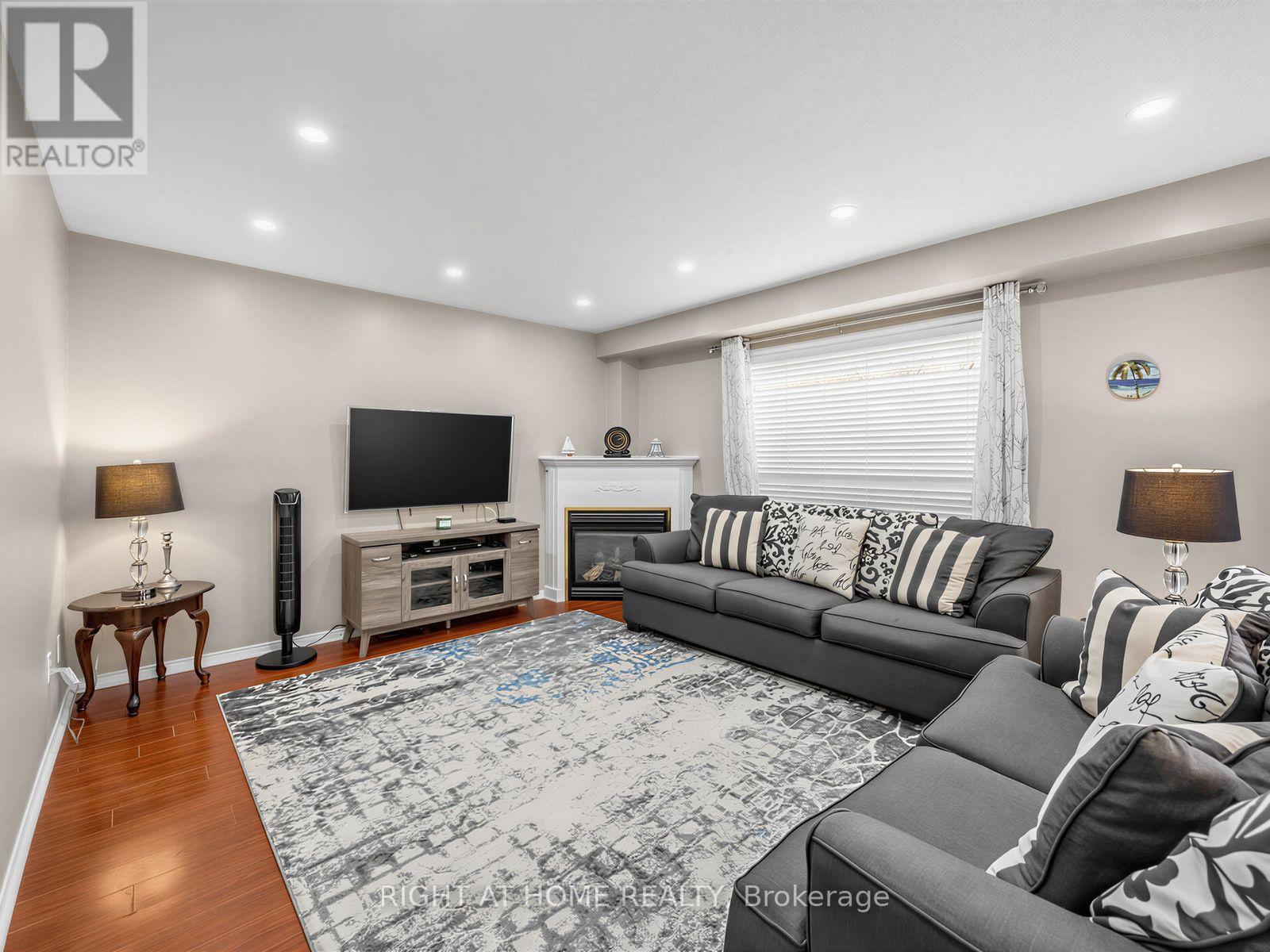 106 WORTHINGTON AVENUE, Brampton (Fletcher's Meadow) — photo 11
