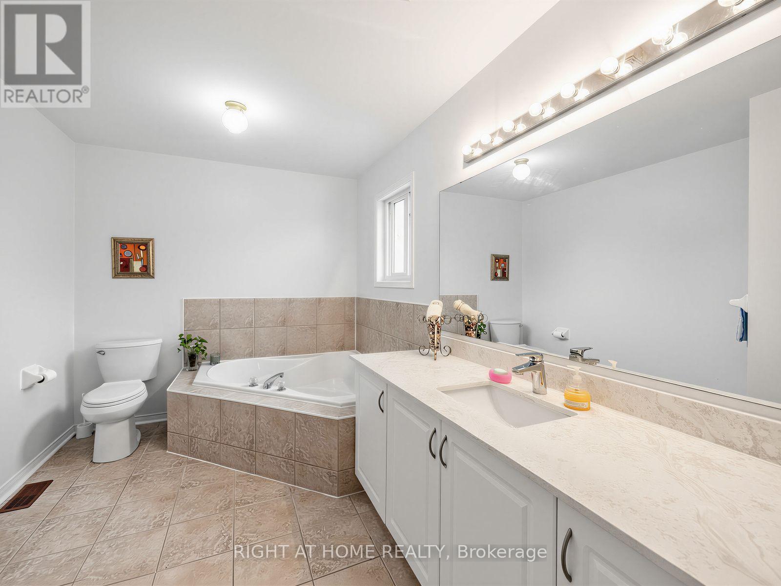 106 Worthington Avenue, Brampton, ON photo 20