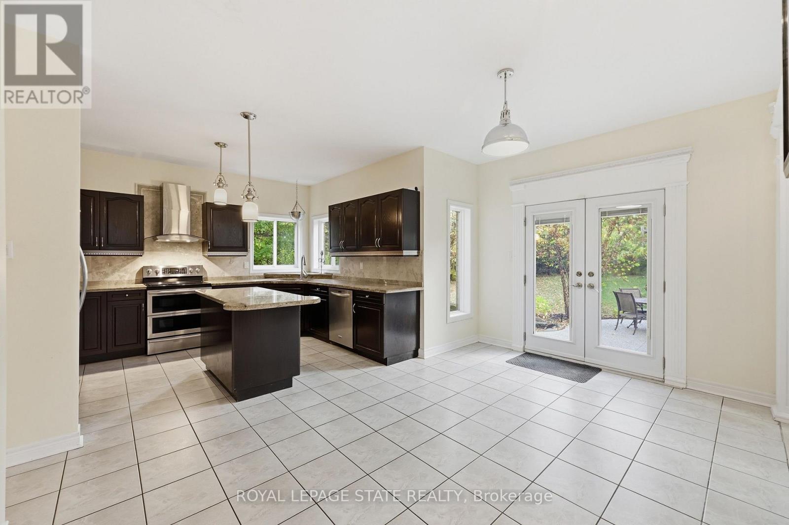 62 ANDERSON COURT - 18
