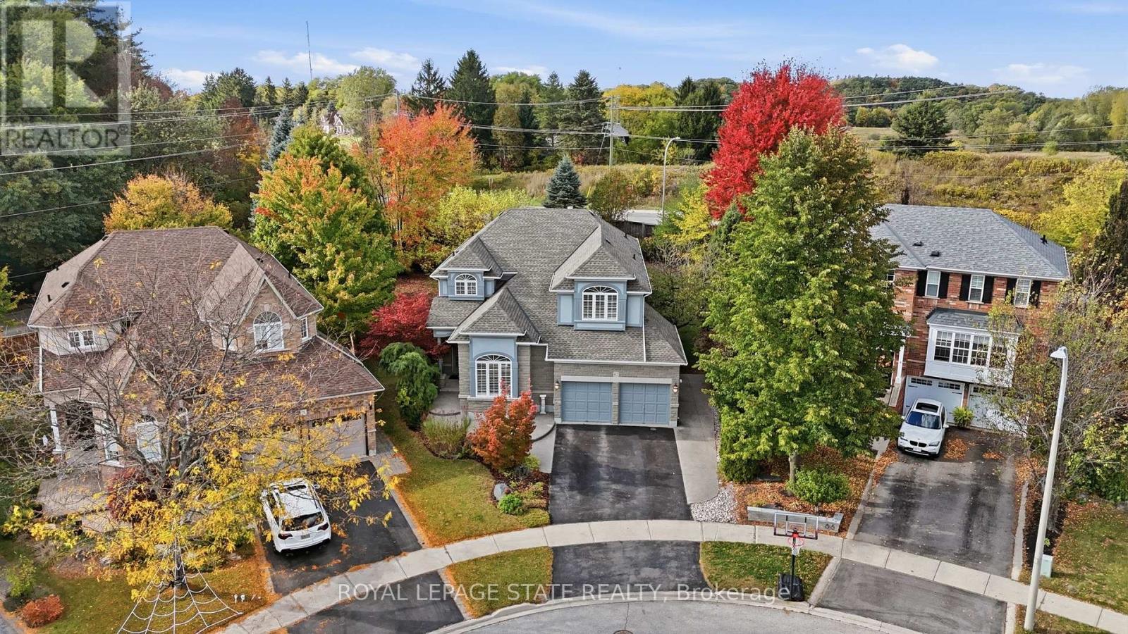 62 ANDERSON COURT, Hamilton (Ancaster) — photo 2