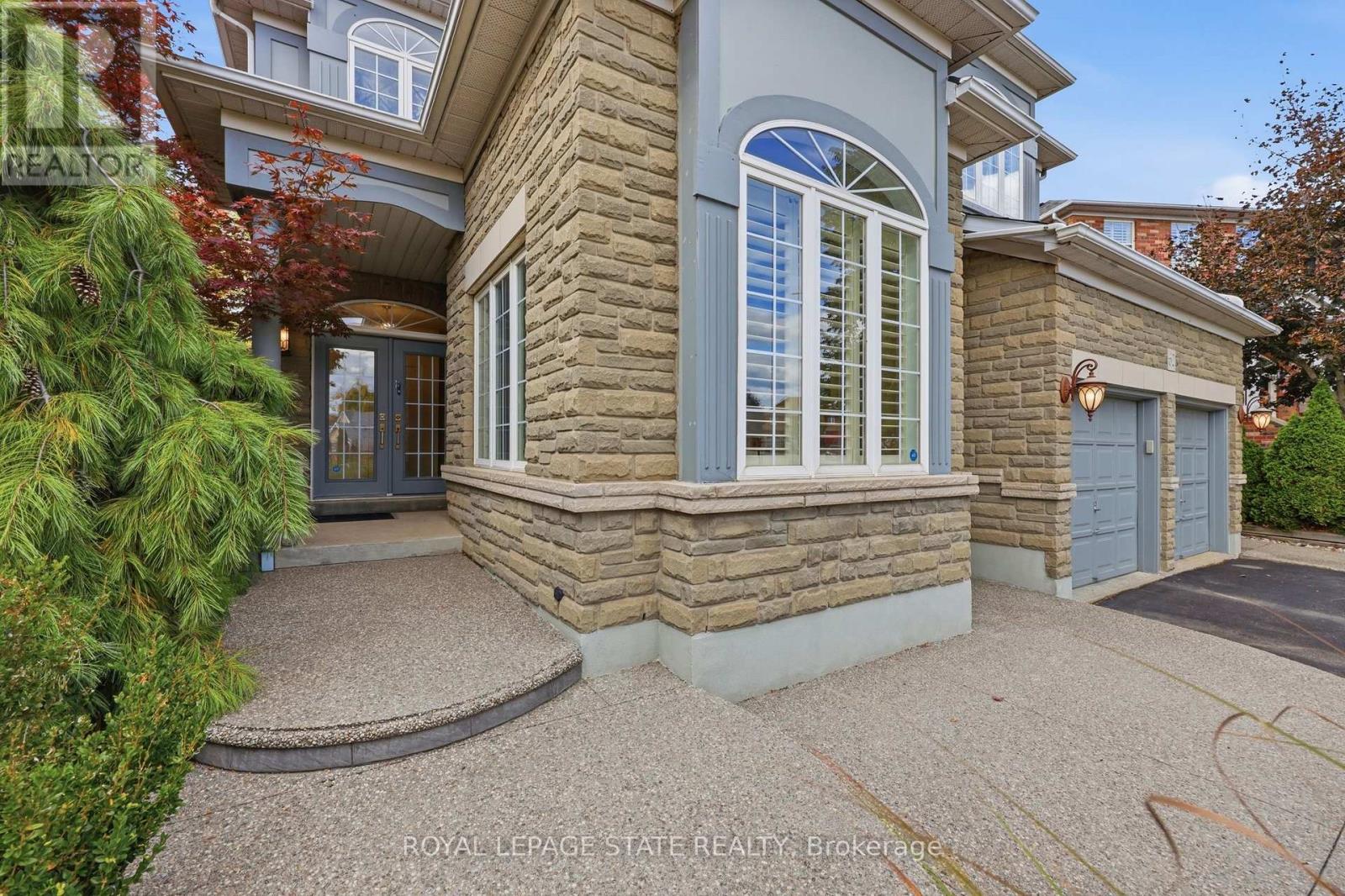 62 ANDERSON COURT, Hamilton (Ancaster) — photo 8