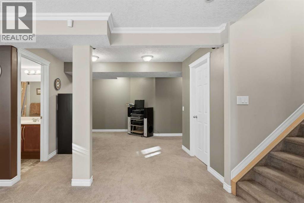 31 Evansmeade Crescent NW - photo 35